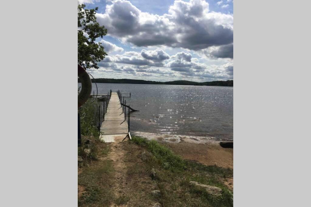 Very Nice Cottage By The Lake. Lursjoen! Hastveda Екстер'єр фото