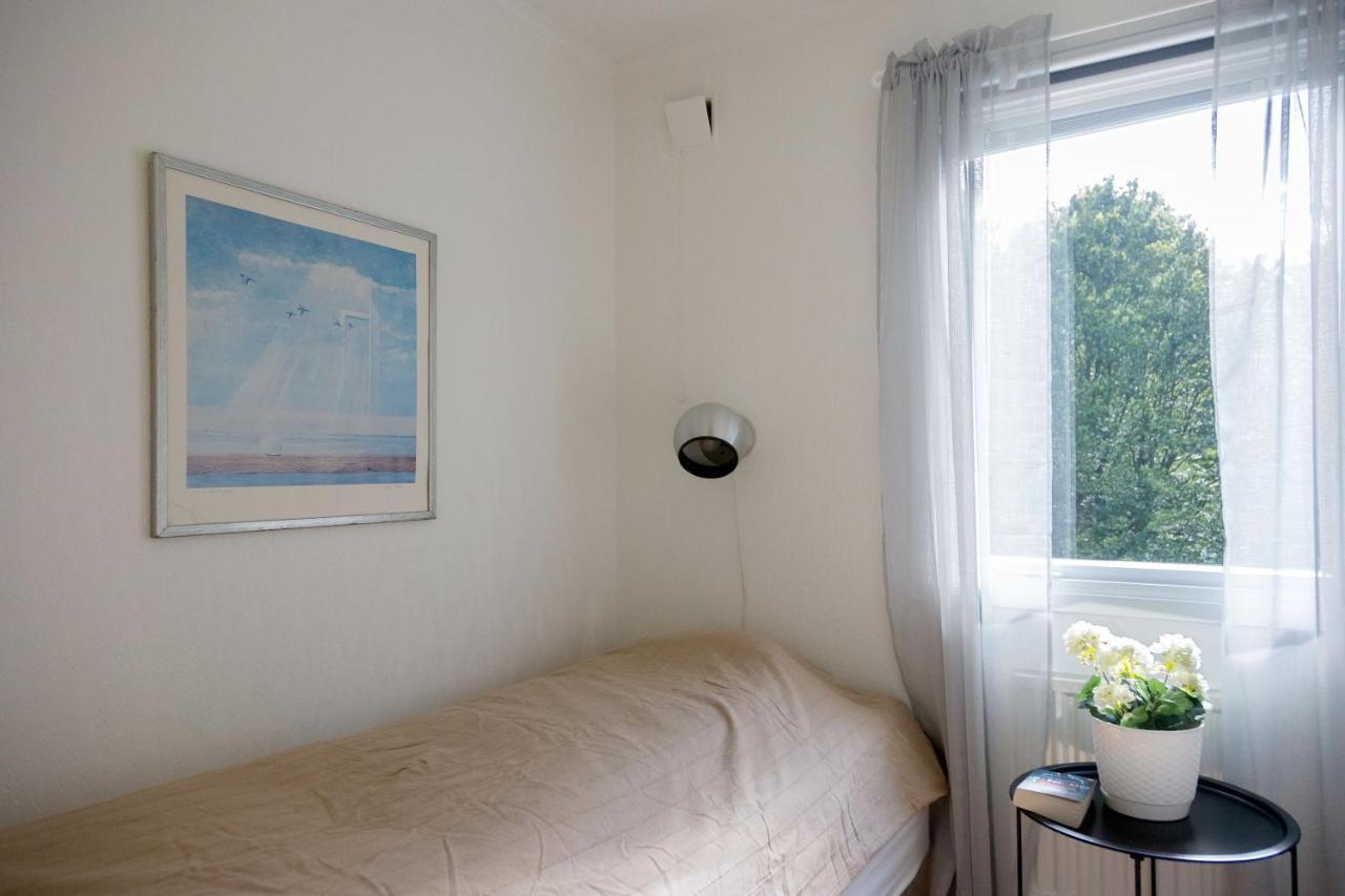 Very Nice Cottage By The Lake. Lursjoen! Hastveda Екстер'єр фото